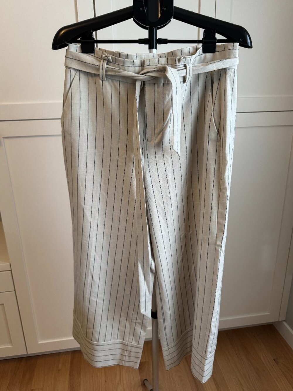 Banana Republic Pants Womens Small Black Ivory Stripe Crop Tie Waist